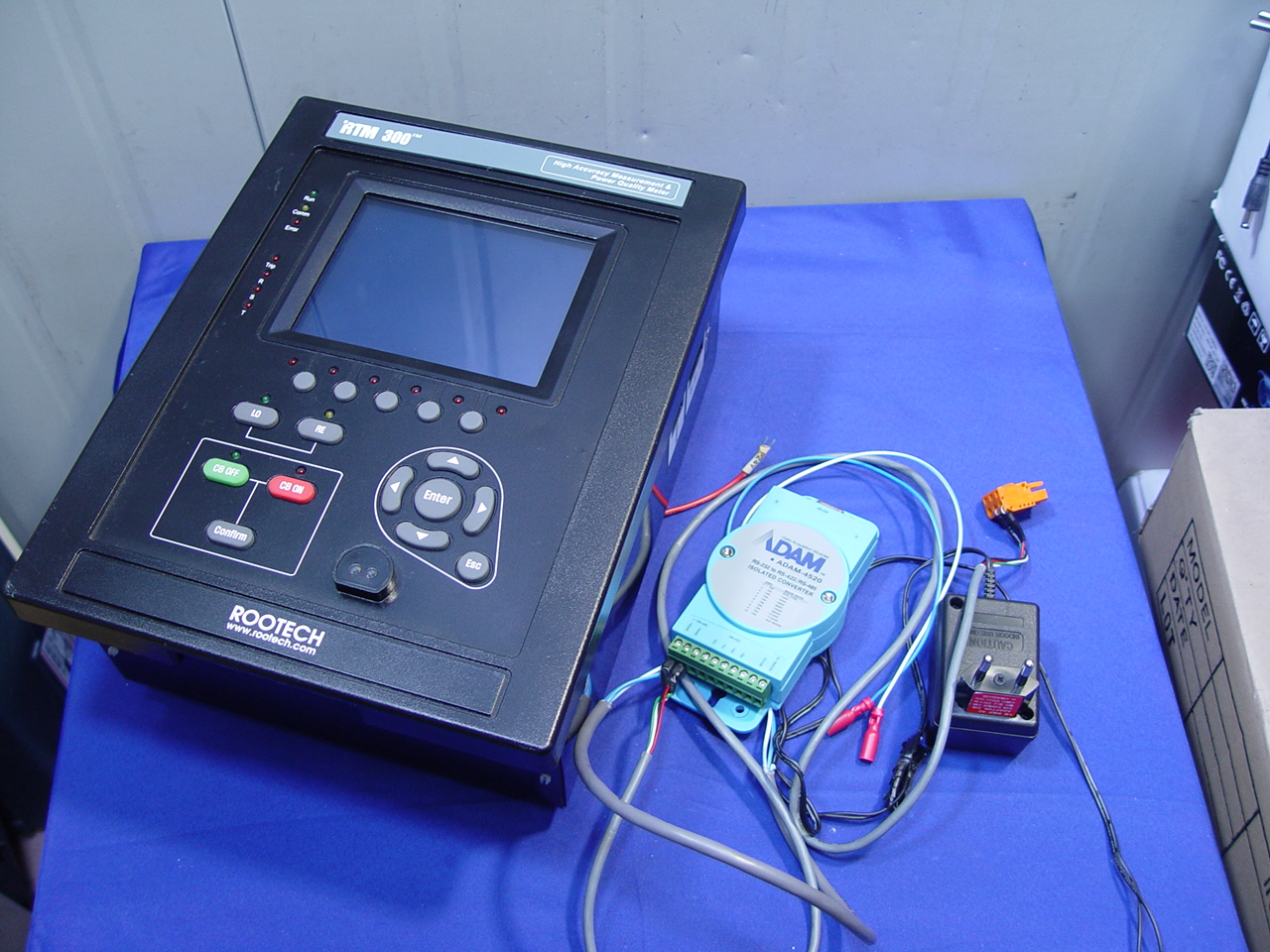 [A1995] HIGH ACCURACY POWER QUALITY DIGITAL POWER METER RTM 300