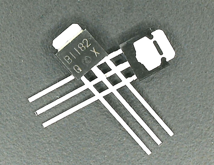 [D2015] 2SB1182 Transistor(100개)